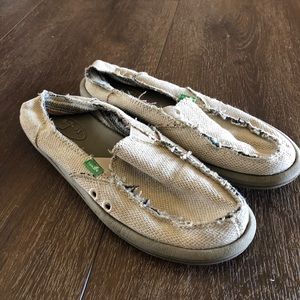 Sanuk Donna Hemp Slip-Ons | Size 6